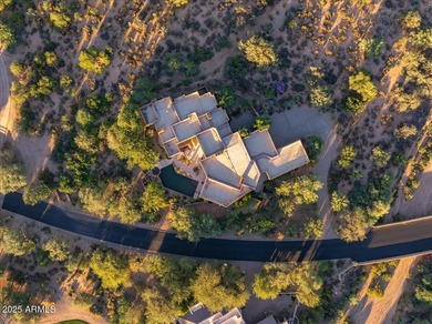 Experience refined desert living in this beautifully remodeled - photo 4