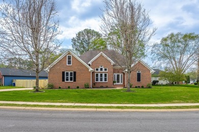 Price Just Reduced - Don't Miss This One! Step into this - photo 2