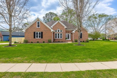 Price Just Reduced - Don't Miss This One! Step into this - photo 4