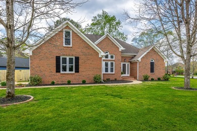 Price Just Reduced - Don't Miss This One! Step into this - photo 6
