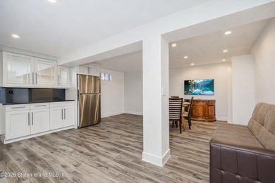 Welcome to 26 Lortel Avenue, tucked away on a beautifully - photo 15