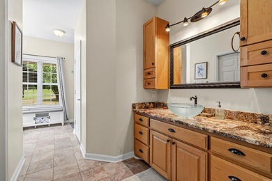 Elegant Country Retreat on 2.66 Private Acres (up to an - photo 18