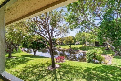 Turn-key 2 bedroom plus den, 2 bath convertible condo in - photo 24