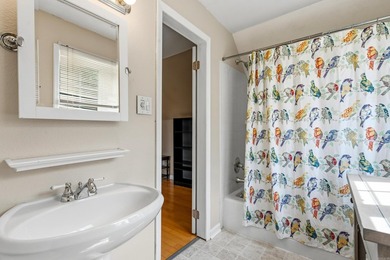 Elegant Country Retreat on 2.66 Private Acres (up to an - photo 27