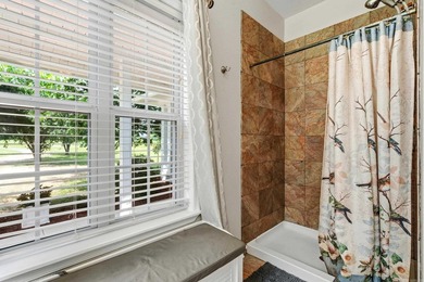 Elegant Country Retreat on 2.66 Private Acres (up to an - photo 28