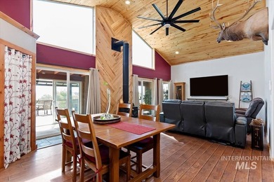Welcome to your ultimate 14.25-acre fully fenced property - photo 36