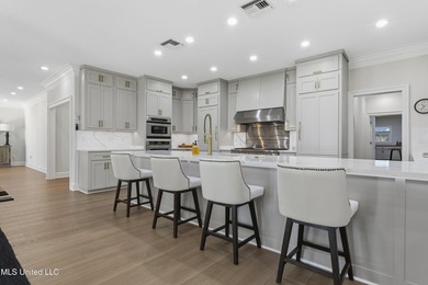 A true Gulf Coast compound - 2.5 private acres fronting both the - photo 7