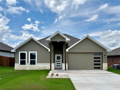 Lake Home For Sale in Granbury, Texas