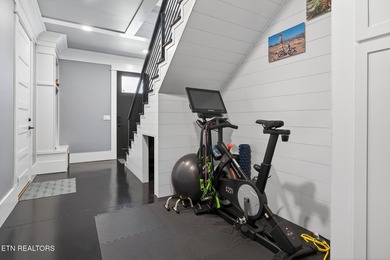 Stunning modern move-in ready home in Morristown -- 2 bed, 3 - photo 10
