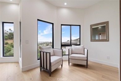 Three levels above the city with picturesque views from every - photo 13