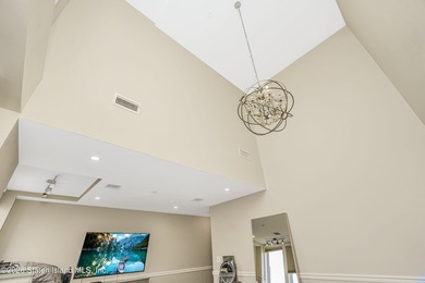 Luxury Waterfront Living at The Accolade at 90 Bay Street - photo 24