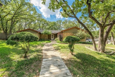 Lake Arlington Home For Sale in Arlington Texas