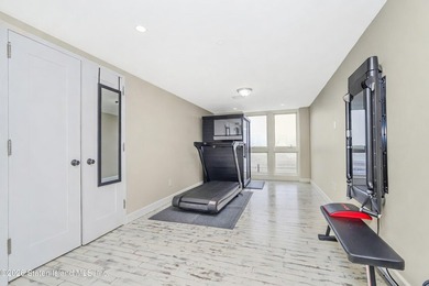 Luxury Waterfront Living at The Accolade at 90 Bay Street - photo 32