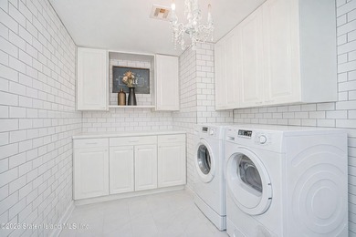 Luxury Waterfront Living at The Accolade at 90 Bay Street - photo 35
