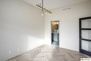 Susan Hawkins, M: , SusanHawkinsGroup,   - Exquisite Luxury