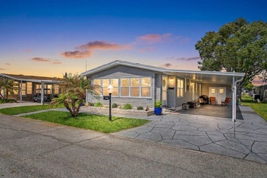 Lake Henry - Polk County Home For Sale in Haines City Florida