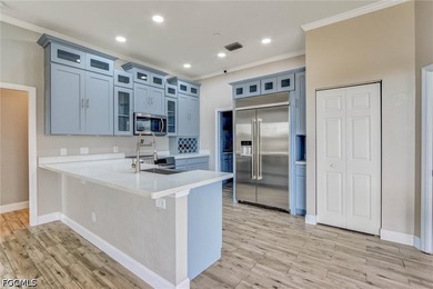 Solidly built 1998 concrete-block home on a rare three-lot - photo 3