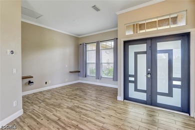 Solidly built 1998 concrete-block home on a rare three-lot - photo 9