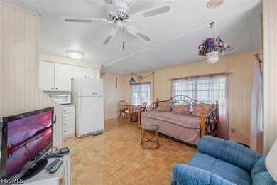 Cozy Corner-Lot Retreat at 55+ Fountainview RV Resort - North - photo 12
