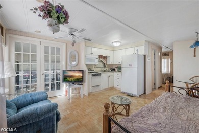 Cozy Corner-Lot Retreat at 55+ Fountainview RV Resort - North - photo 13