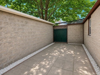 A 3 bedroom, 2.5 bath home in the Midwood section of Brooklyn - photo 13