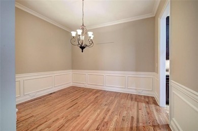 Having It All! That is what describes this stately 3 Bedroom, 3 - photo 17