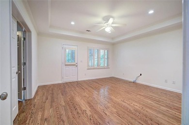 Having It All! That is what describes this stately 3 Bedroom, 3 - photo 23