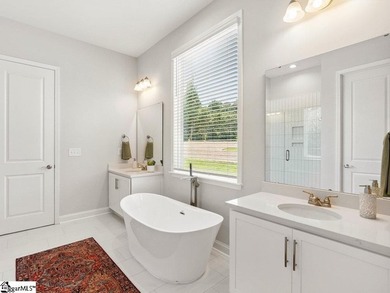 It's time to meet the better-than-brand-new home that you've - photo 24