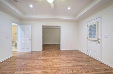 Having It All! That is what describes this stately 3 Bedroom, 3 - photo 24