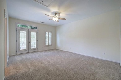 Having It All! That is what describes this stately 3 Bedroom, 3 - photo 27