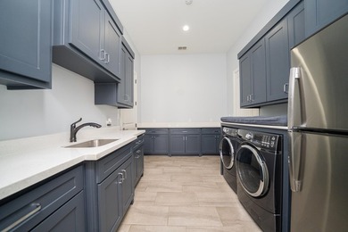 You have to see this stunning modern home located in Champions - photo 42