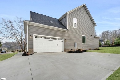 It's time to meet the better-than-brand-new home that you've - photo 44