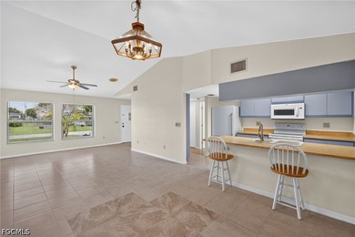 Welcome to this well-maintained 3-bedroom, 2-bath single-family - photo 7