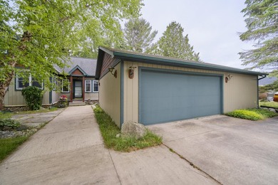 One of the special ones. Incredible charm, sought after private - photo 3