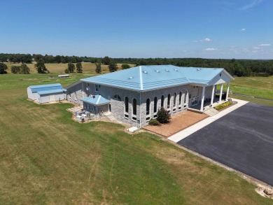 This expansive Arkansas estate offers a rare blend of luxury