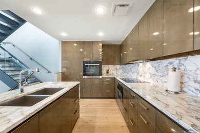 A rare opportunity to own one of Waikiki's most private - photo 11