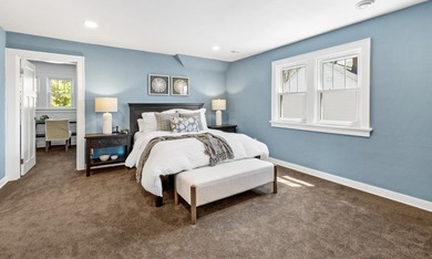 Whitefish Bay charm meets modern luxury in this stunning - photo 11
