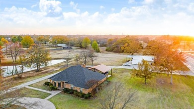 (private lake, pond, creek) Home For Sale in Paris Texas