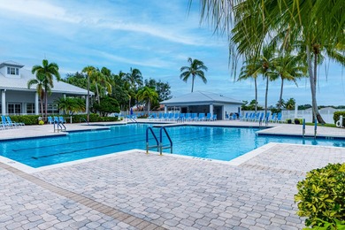 This beautifully updated lakefront villa blends timeless comfort - photo 40
