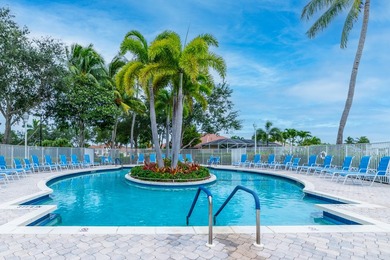 This beautifully updated lakefront villa blends timeless comfort - photo 41