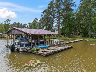 Cute cottage in a PRIME location, right by the Island! - photo 24