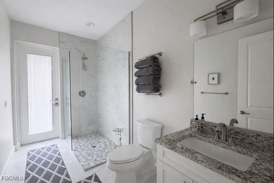 Custom Home with Luxury Finishes & Resort-Style Amenities An - photo 11