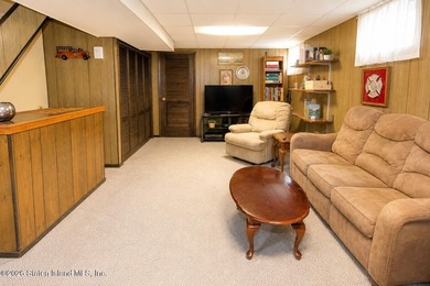 Move Right Into this beautifully maintained 3 bedroom 1.5 bath - photo 14