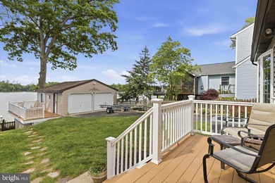 Tucked away along the peaceful shores of the Bird River, this - photo 42