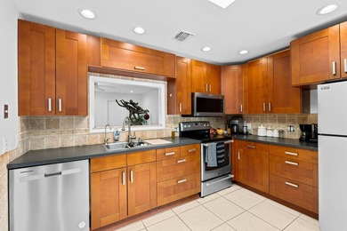 Located just minutes from Wellington's world-renowned horse show - photo 10