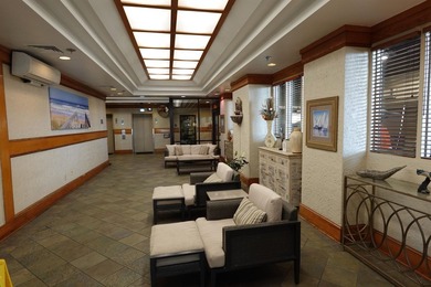 Golden Mile North-facing immaculate unit in renowned Ocean - photo 13