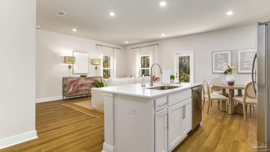 Welcome Forest Shores Villas! The thoughtfully designed interior - photo 14