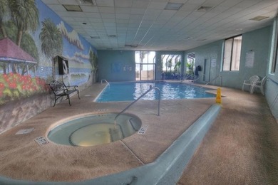 Golden Mile North-facing immaculate unit in renowned Ocean - photo 15