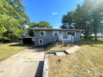 Bass Lake - Montcalm County Home Sale Pending in Vestaburg Michigan