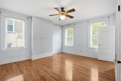 Welcome to this timeless Highland Park gem, where classic - photo 22